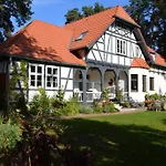 Logis Lola Im Labes Apartment *