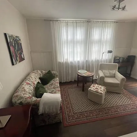 Logis Lola Im Labes Apartment *